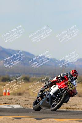 media/Dec-17-2023-CVMA (Sun) [[bf0c04832d]]/Race 2 Amateur Supersport Open/